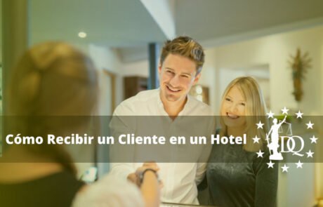 Cómo Recibir un Cliente en un Hotel