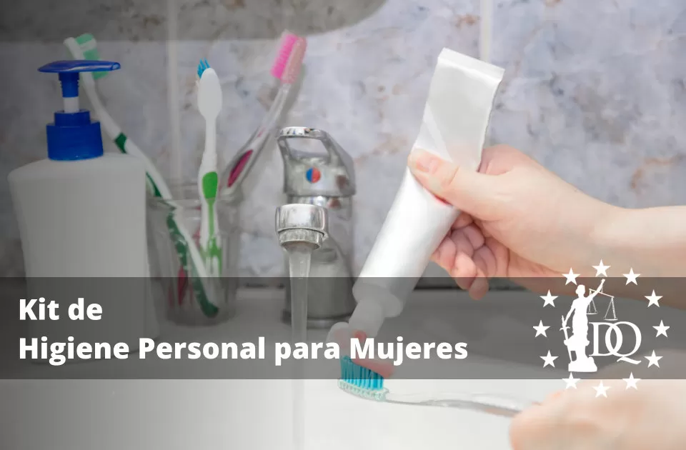 Kit Bucal De Viaje COLGATE Neceser de viaje con los básicos para la higiene  bucal precio